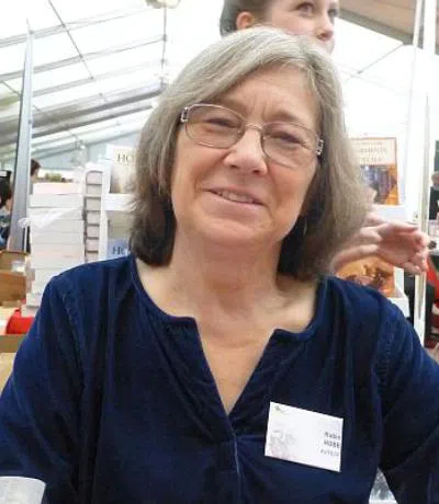 Робин Хобб (Robin Hobb)