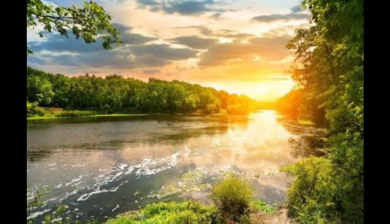 Изображение для Поёт вода на перекатах...