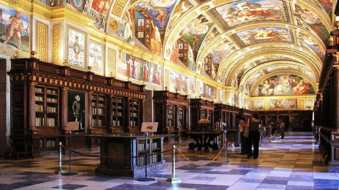 Эль-Эскориал, Сан-Лоренсо-де-Эль-Эскориал, Испания By Xauxa Håkan Svensson CC BY-SA 3.0 Эль-Эскориал, Сан-Лоренсо-де-Эль-Эскориал, Испания By Xauxa Håkan Svensson CC BY-SA 3.0