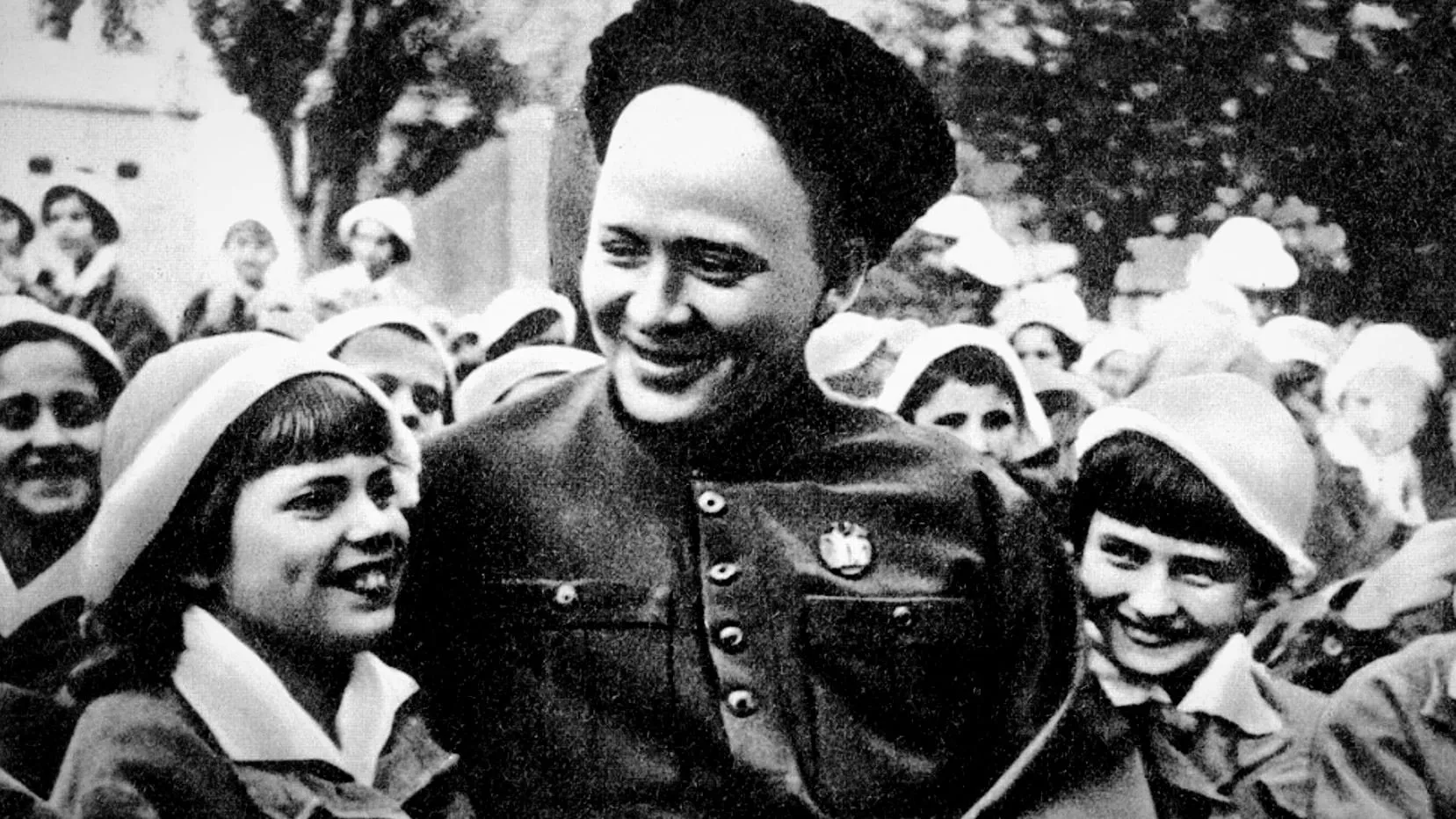 Аркадий Гайдар